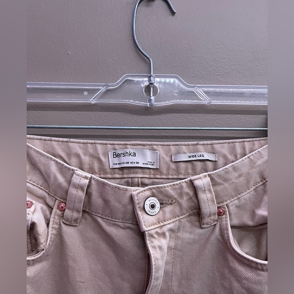 tan colored jeans - Picture 2 of 4